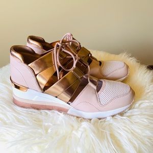 michael kors beige/rose gold wedge size 7 (SOLD)